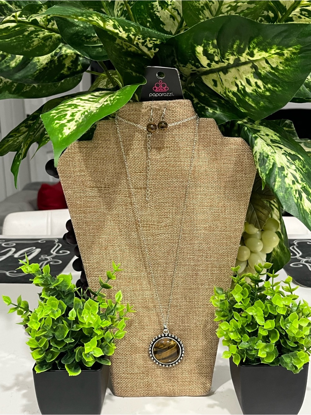 paparazzi Silver-Tone Tiger's Eye Round Pendant Necklace - Brown